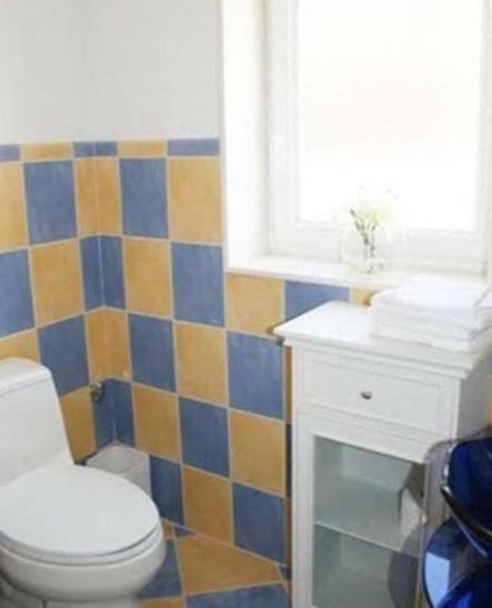 Apartments Lozina On The Beach 오미스 외부 사진
